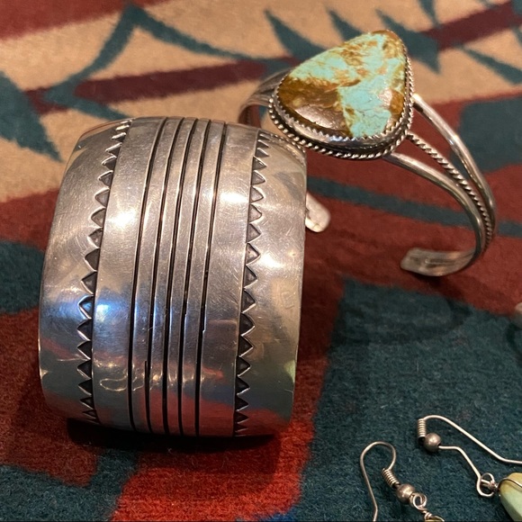 SOLD Native American Jewelry Lot - Picture 4 of 13